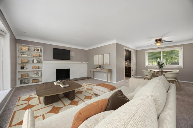 Building Photo - 4790 Belzair Dr