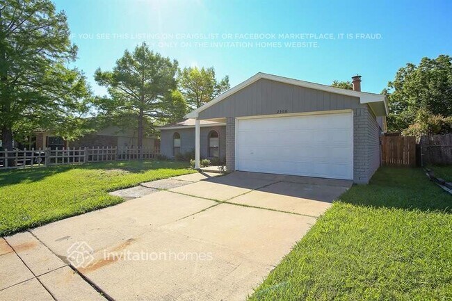 Foto del edificio - 2308 Tallowood Ct
