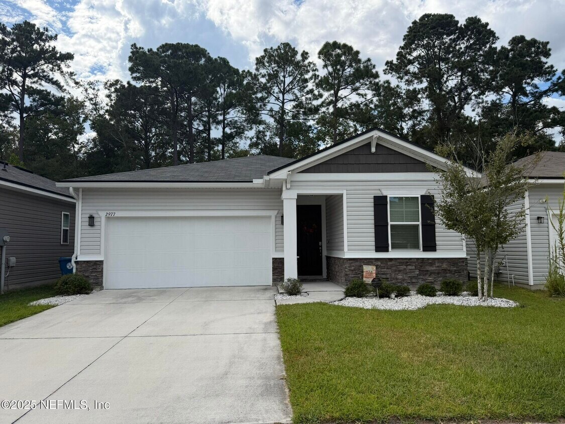 Foto principal - 2977 Alpin Dr