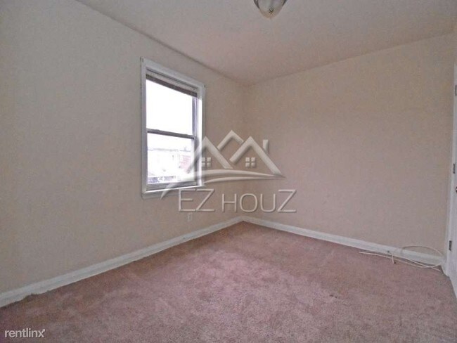 2 Br 1 Bath Duplex 7525 Lange St B Townhouse For Rent In Building Photo 2 Br 1 Bath Duplex 7525 Lange St B