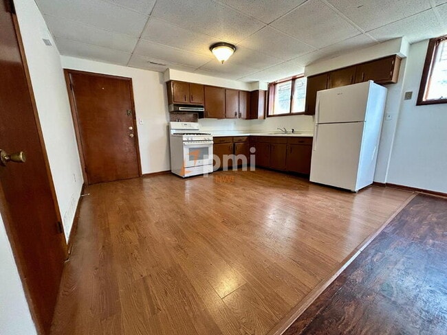 Foto del edificio - 1308 W 150th St