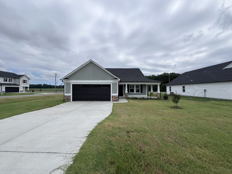 Foto principal - 13 Flatland Dr