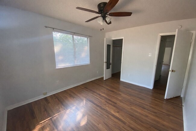 Foto del edificio - 5302 Avenue G