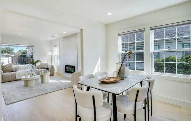 Building Photo - 331 San Antonio Ave