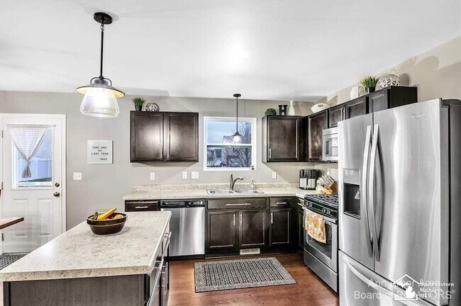 Foto del edificio - 8422 Walnut Hill