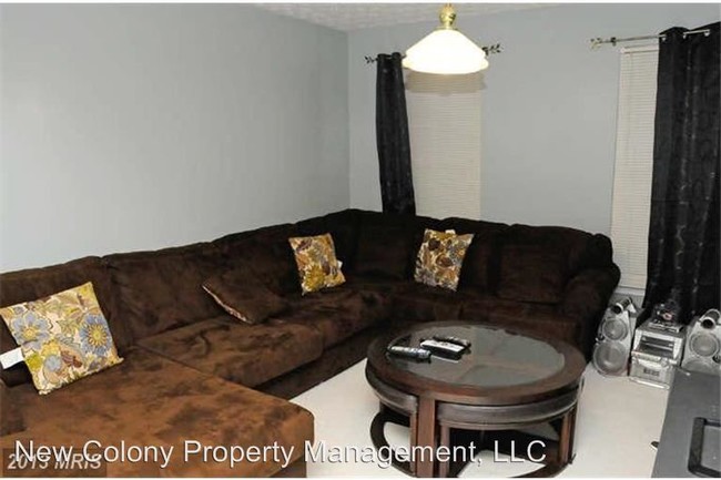 Building Photo - 3 br, 3.5 bath House - 8362 Finchleigh Street