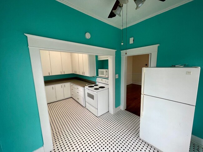 Foto del edificio - Cozy 2 bed 2 bath house in Belhaven