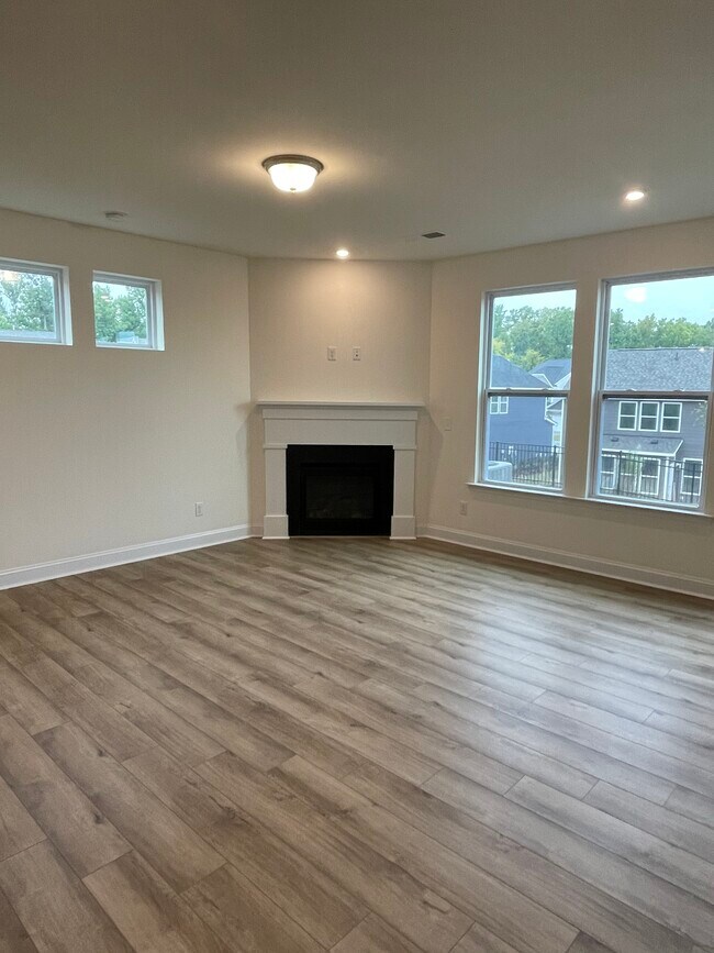 Building Photo - 3015 Patchwork Ct