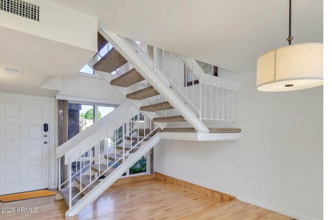 Foto del edificio - 7911 E San Miguel Ave