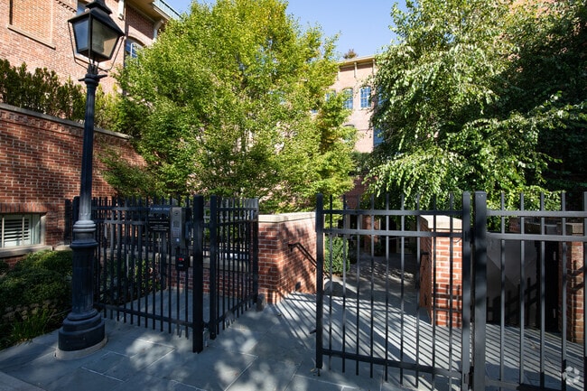 Entrance Photo - Watchcase Condos