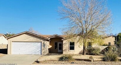 Building Photo - 5954 Moon View Dr