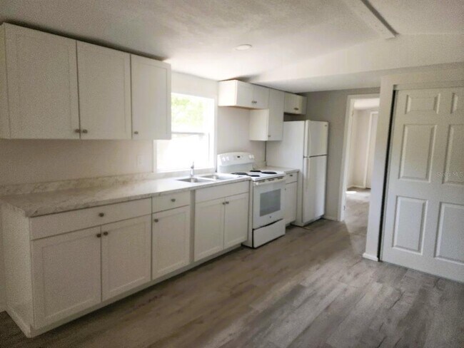 Foto del edificio - 3114 Holly Hill Cutoff Rd