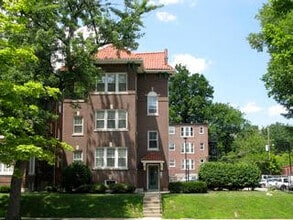 Building Photo - 5789 Pershing Ave