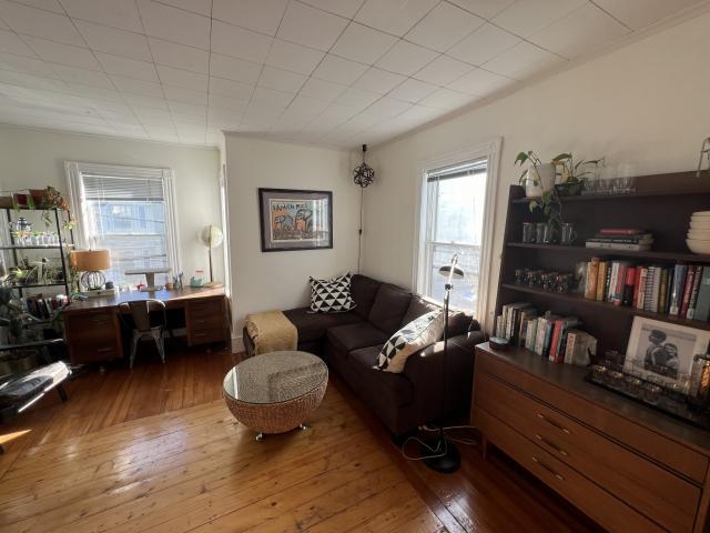 Foto del edificio - 2 bedroom in Somerville MA 02144