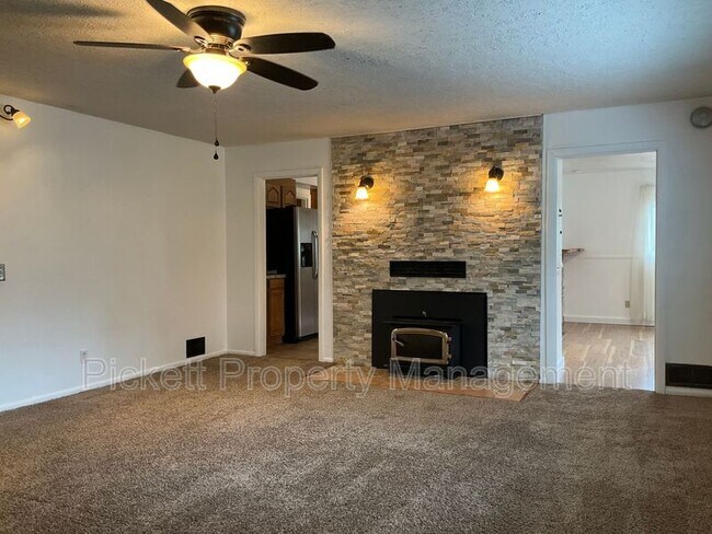 Foto del edificio - 2812 Rocky Point Rd NW
