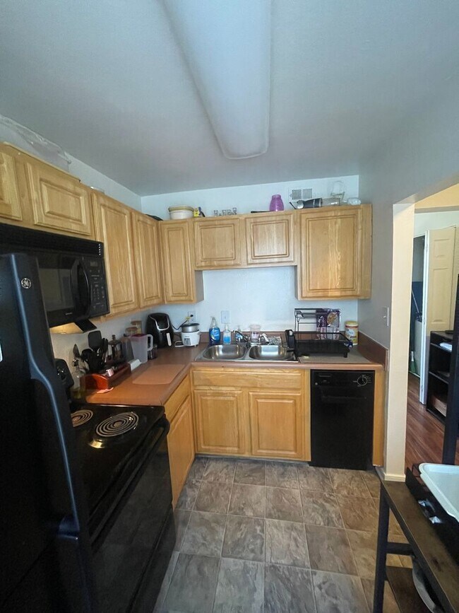 Foto del edificio - 3510 E Richmond Rd