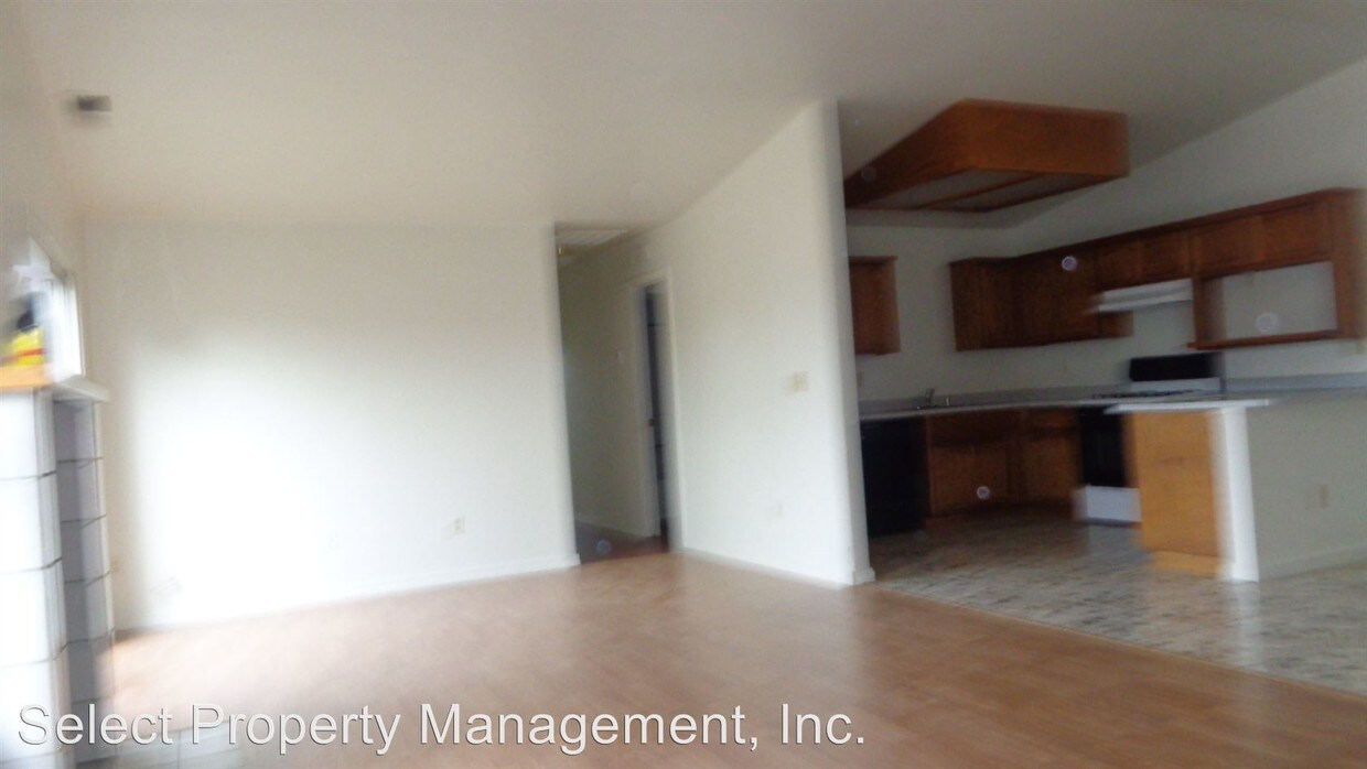 Primary Photo - 1479 Plumas St