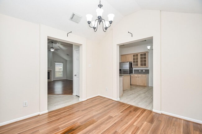 Building Photo - 10614 Sunswept Fields Ln