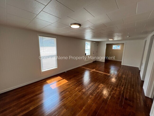 Foto del edificio - 2 bed, 1 bath in great Mid Town location!