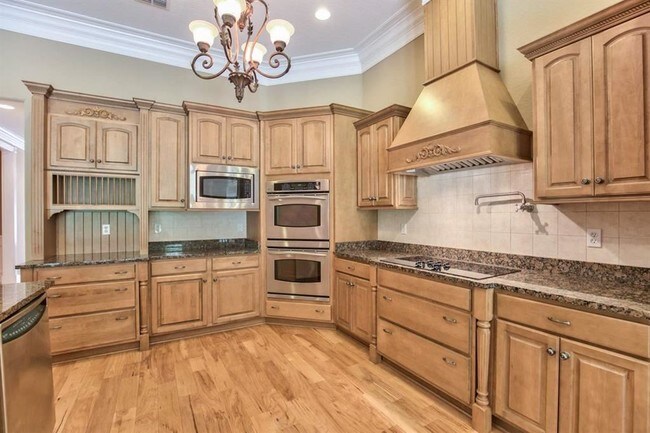 Building Photo - 2679 Wharton Cir