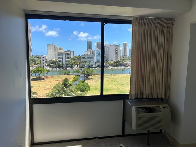 Foto del edificio - 2333 Kapiolani Blvd