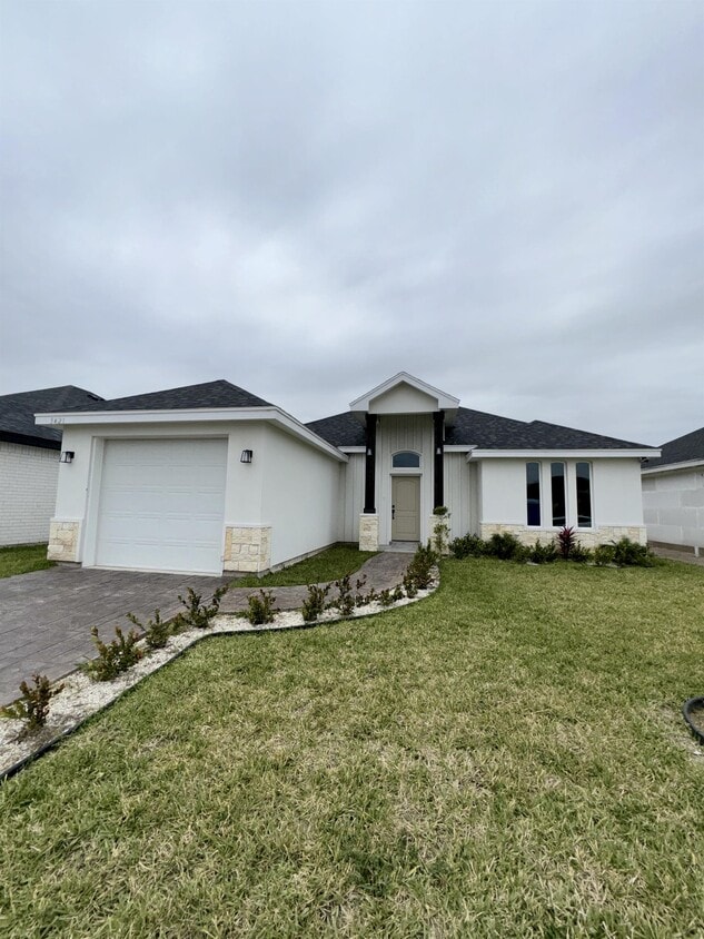 Foto principal - 3421 Silver Nugget Dr