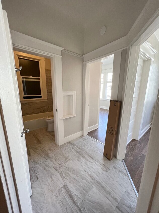 Entryway Hallway - 729 Hyde St