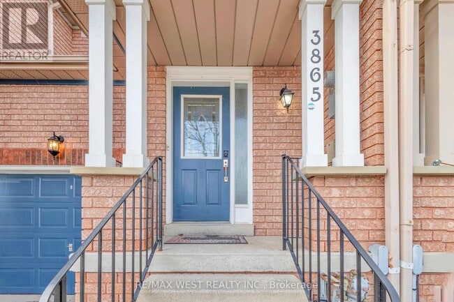 Building Photo - 3865 Allcroft Rd