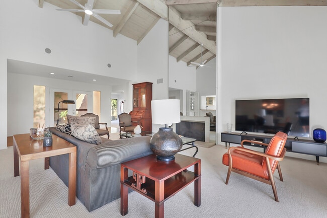 Foto del edificio - 37868 Los Cocos Dr E