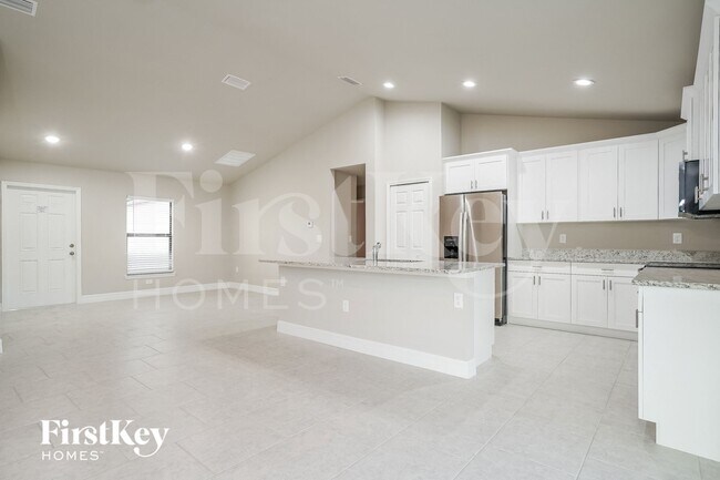 Foto del edificio - 5134 Centennial Blvd