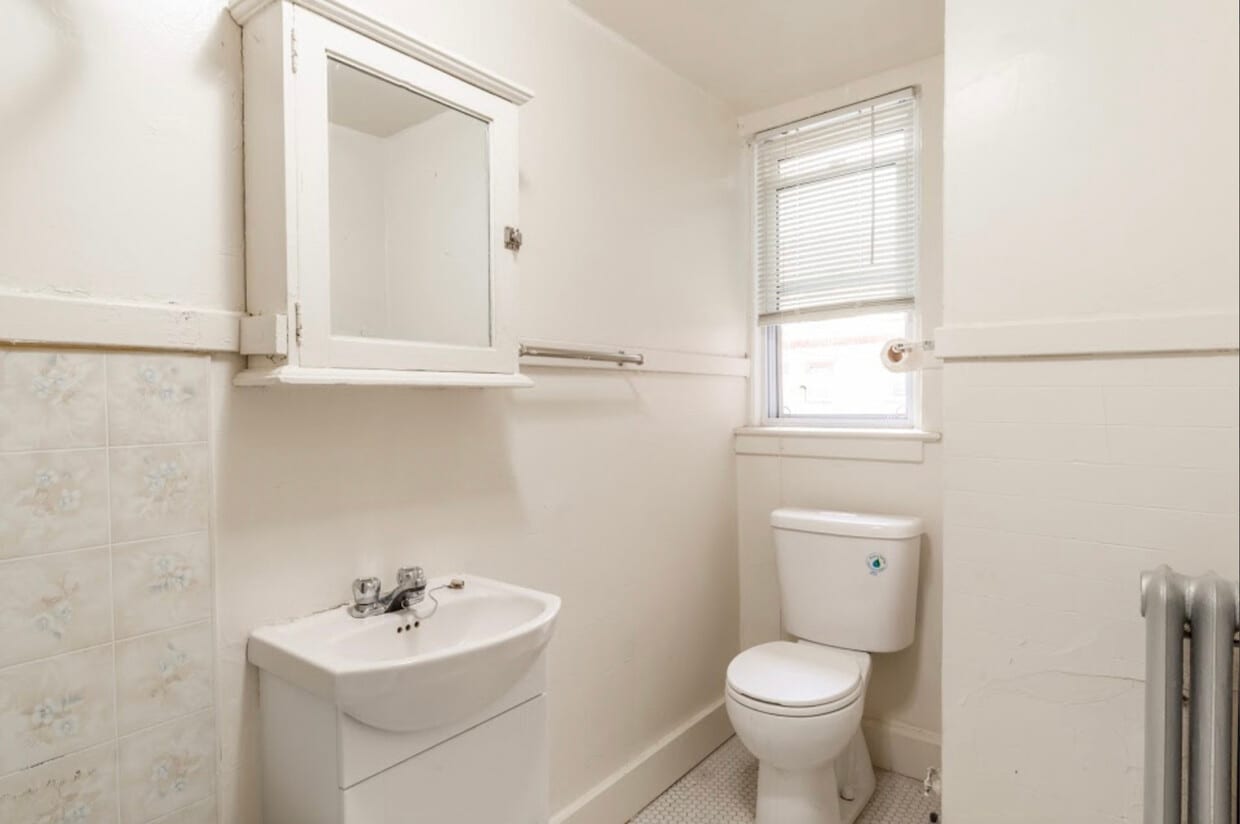 Building Photo - Colony Apartments