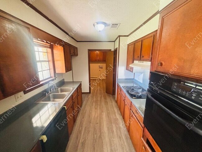 Building Photo - 4625 Ironwood Ln