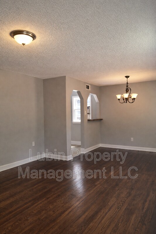 Foto del edificio - 2984 Birchdale Dr