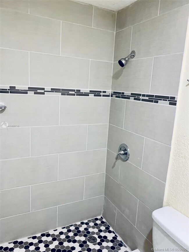 Foto del edificio - 2735 NW 58th Terrace