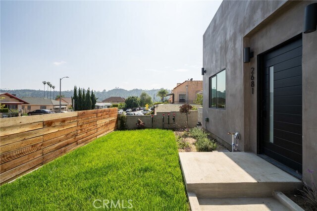 Building Photo - 2681 Roseview Ave
