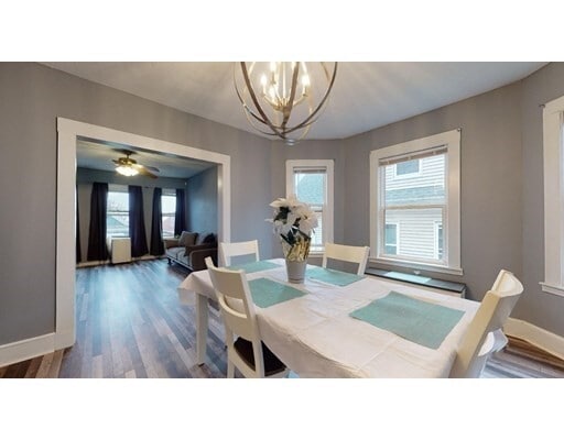 Foto del edificio - 12 Bentham Rd