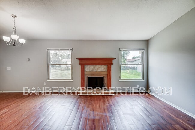 Foto del edificio - 3629 Turret Green Dr