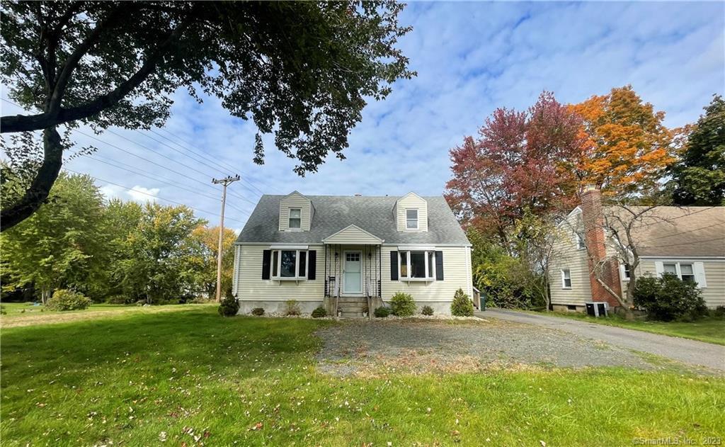 Primary Photo - 22 Fern St