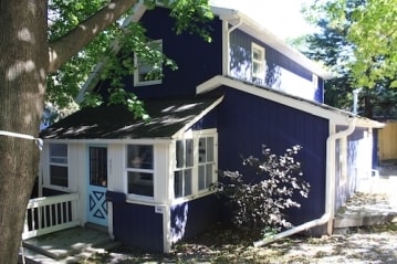 Primary Photo - 405 S Aurora St