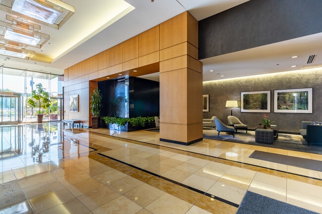 Building Photo - 600 N Lake Shore Dr