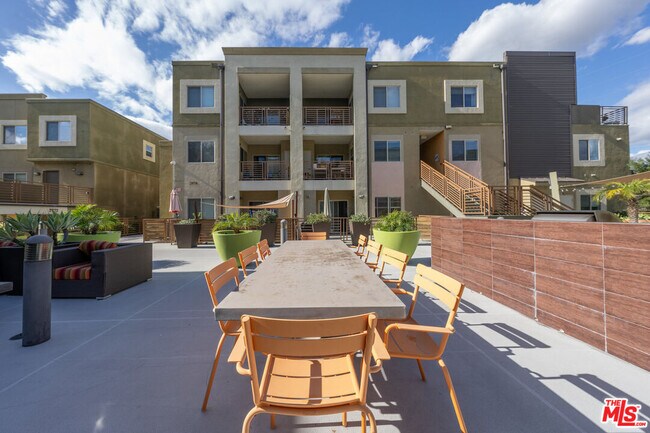 Building Photo - 2980 Ripple Pl