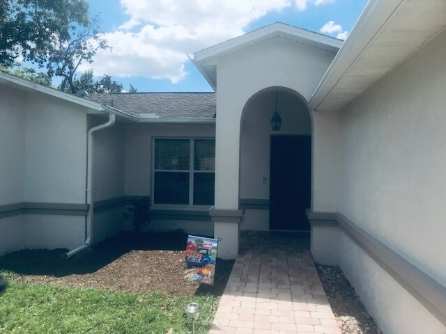 Foto del edificio - 7575 St Andrews Blvd