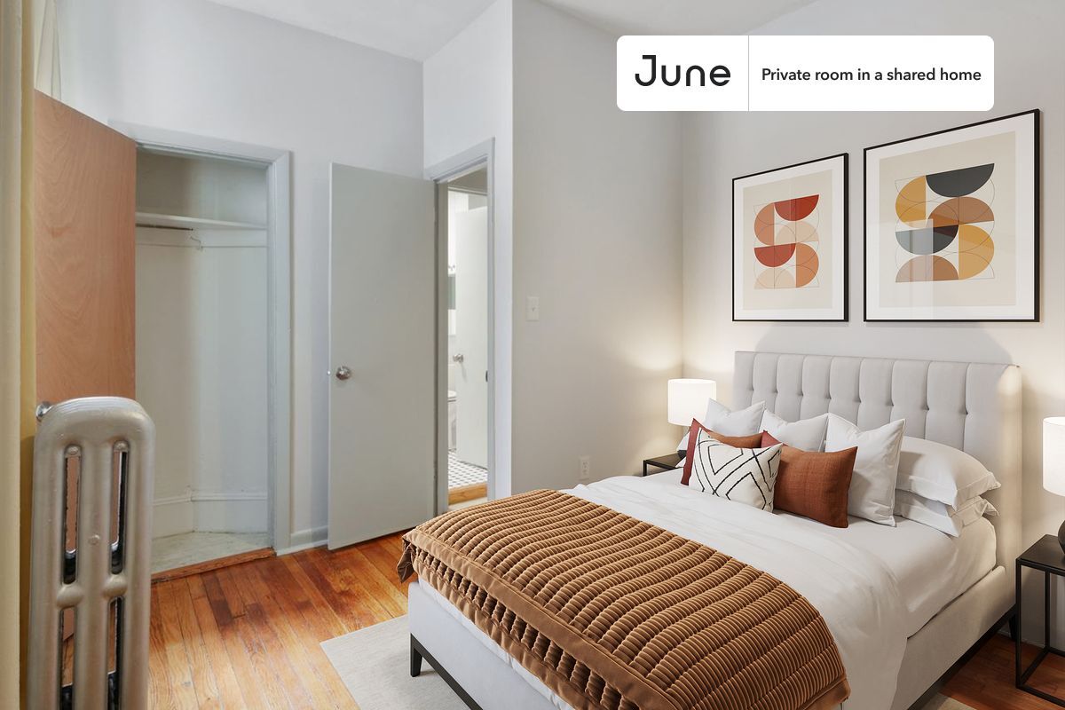 Private bedroom in 4 bed/1 bath Home - Private bedroom in 4 bed/1 bath Home