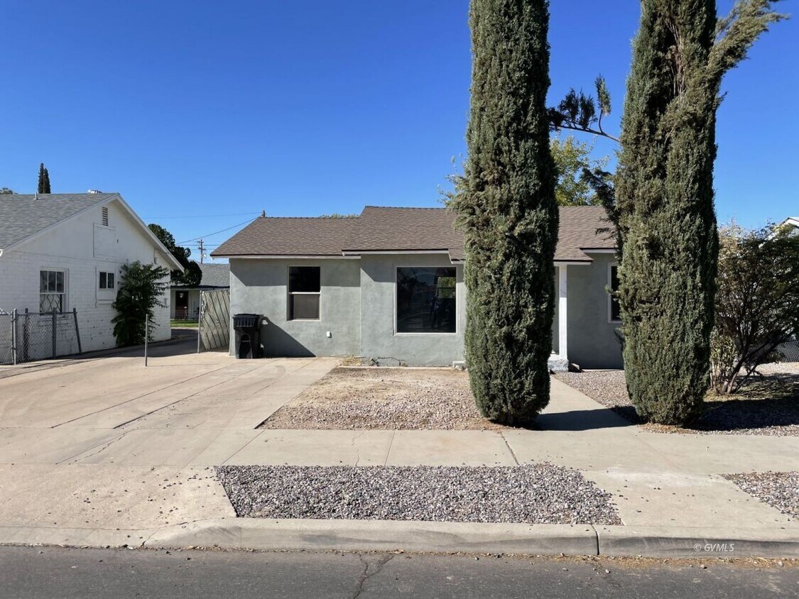 Primary Photo - 1112 S 7th Ave