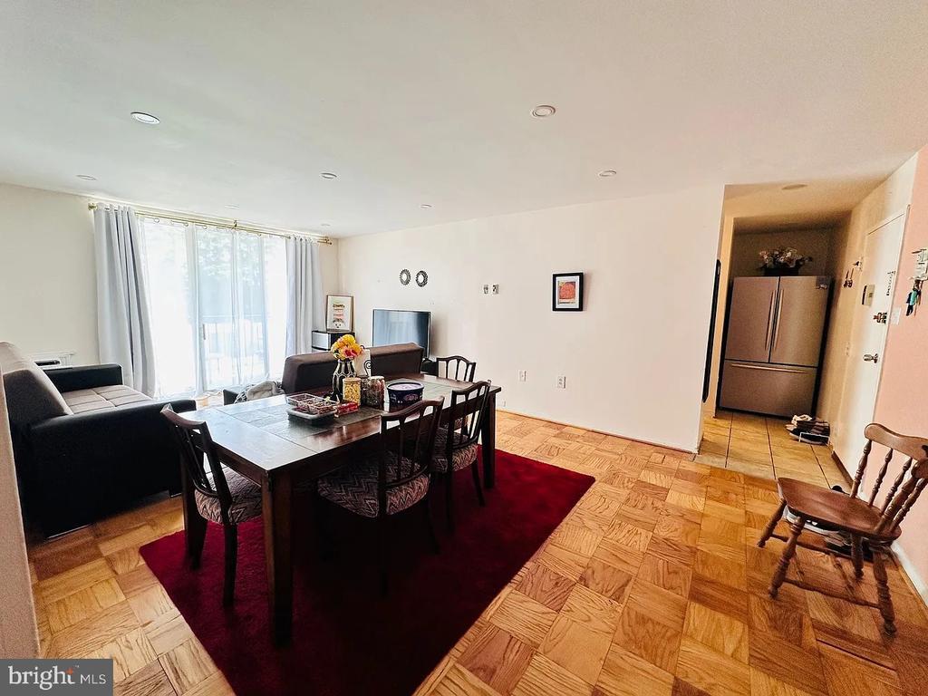 Foto principal - 3245 Rio Dr