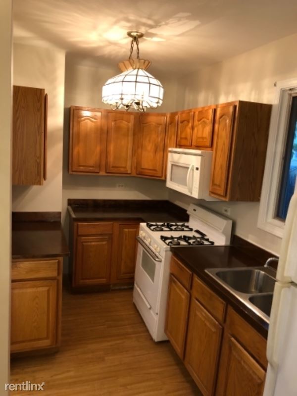 Building Photo - 1 br, 1 bath House - 426 Division St