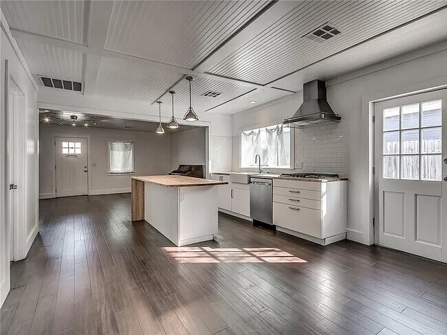 Foto del edificio - 1820 NW 37th St