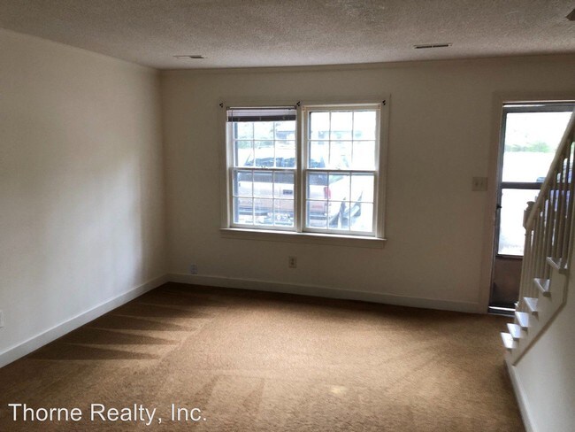 Building Photo - 105 N Vance St