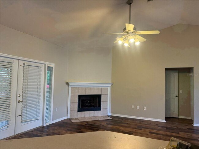 Building Photo - 10654 NW 9th Rd