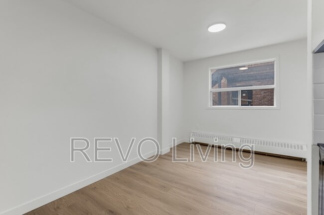Building Photo - 62 Triller Ave